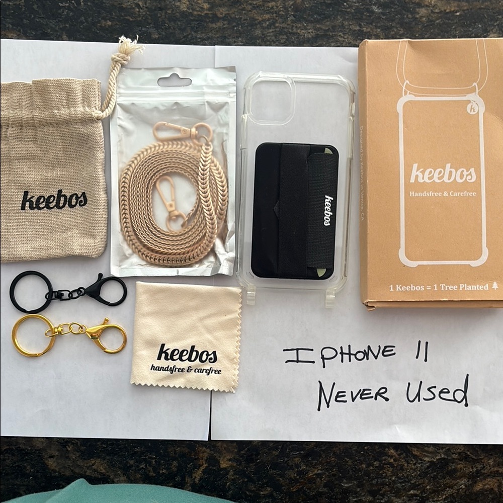 iPhone 11 Case with Gold Chain